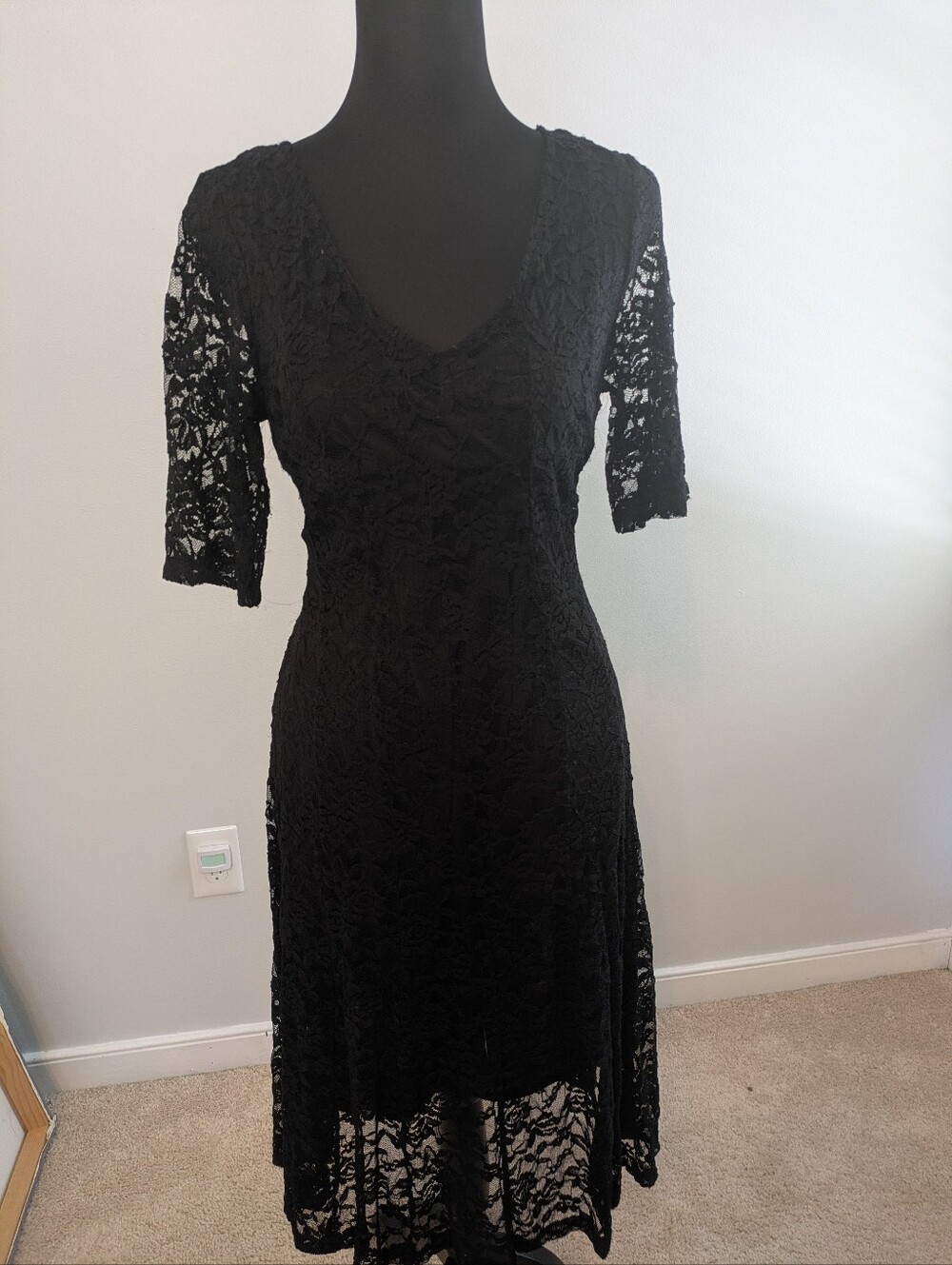 Black Lace V-Neck Midi Dress Pleated Drop Waist Skirt Lined Size M Candalite LBD